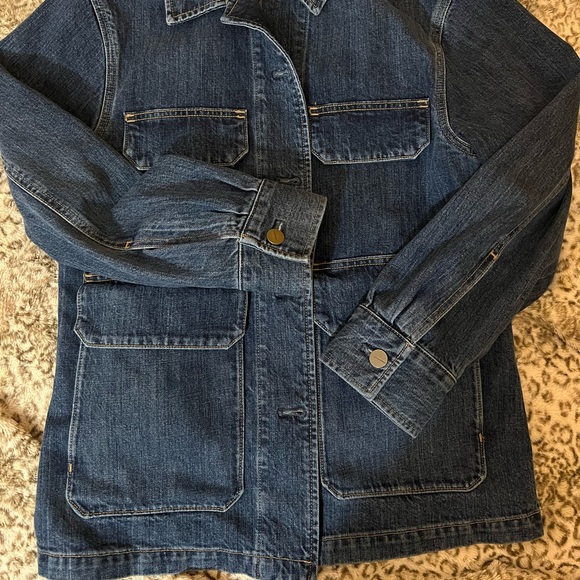 Massimo Dutti denim jacket with pockets - Picture 3 of 6